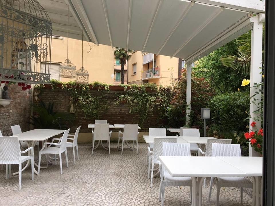 ראבנה Albergo Ristorante I Cherubini מראה חיצוני תמונה